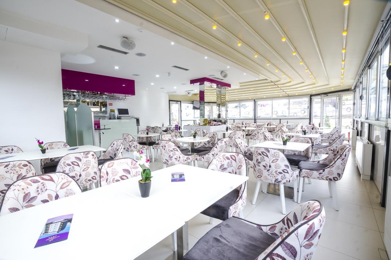 Astera Apart Hotel Скопие Екстериор снимка