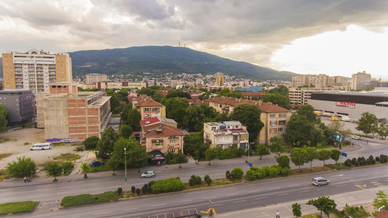 Astera Apart Hotel Скопие Екстериор снимка